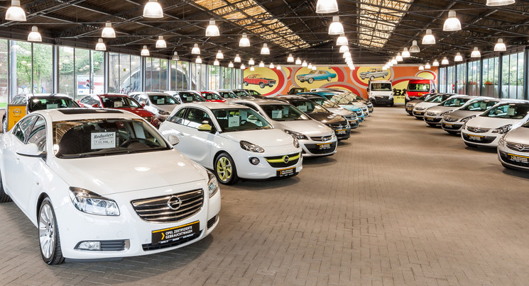 Opel Bauer - in der großen Auswahl an Gebrauchtwagen finden wir Ihr neues Fahrzeug